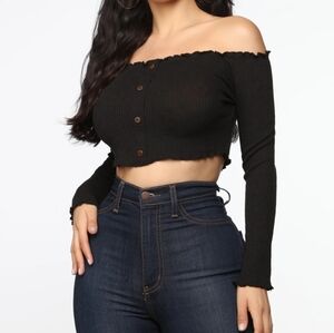 NWT FN JACKLYN OFF THE SHOULDER TOP
